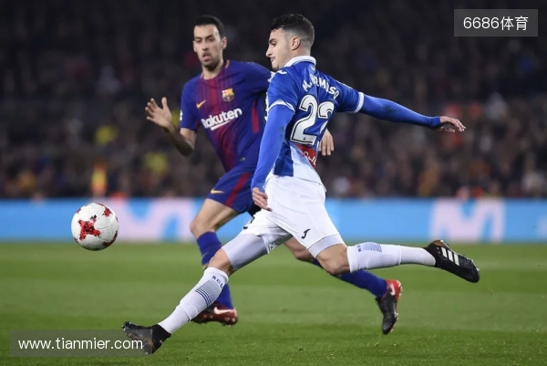 法尔克:曼城加入埃尔马拉争夺战,拜仁要求科隆给报价信息 法尔克:曼城加入埃尔马拉争夺战,拜仁要求科隆给报价信息